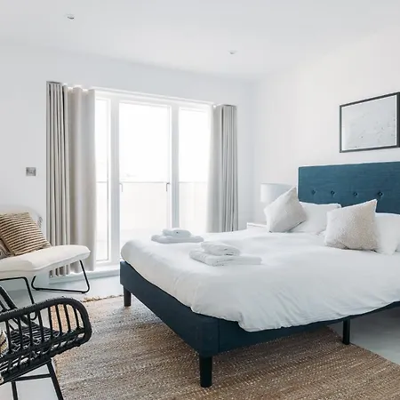 Luxury Family Apartment With Sea Views Newquay  Exterior photo