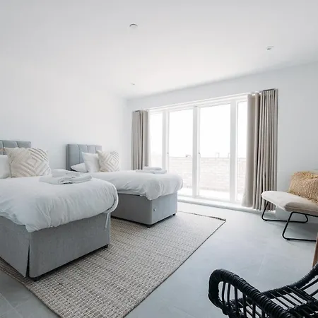 Luxury Family Apartment With Sea Views Newquay  Exterior photo